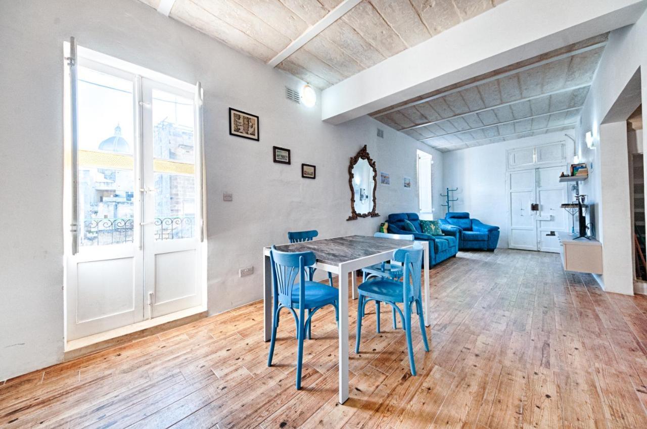 Kalkara Cosy 2 Bedroom Maisonette Luaran gambar
